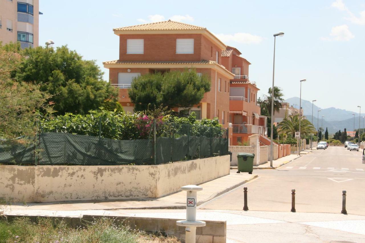 Oliva Holidays 2 Екстериор снимка
